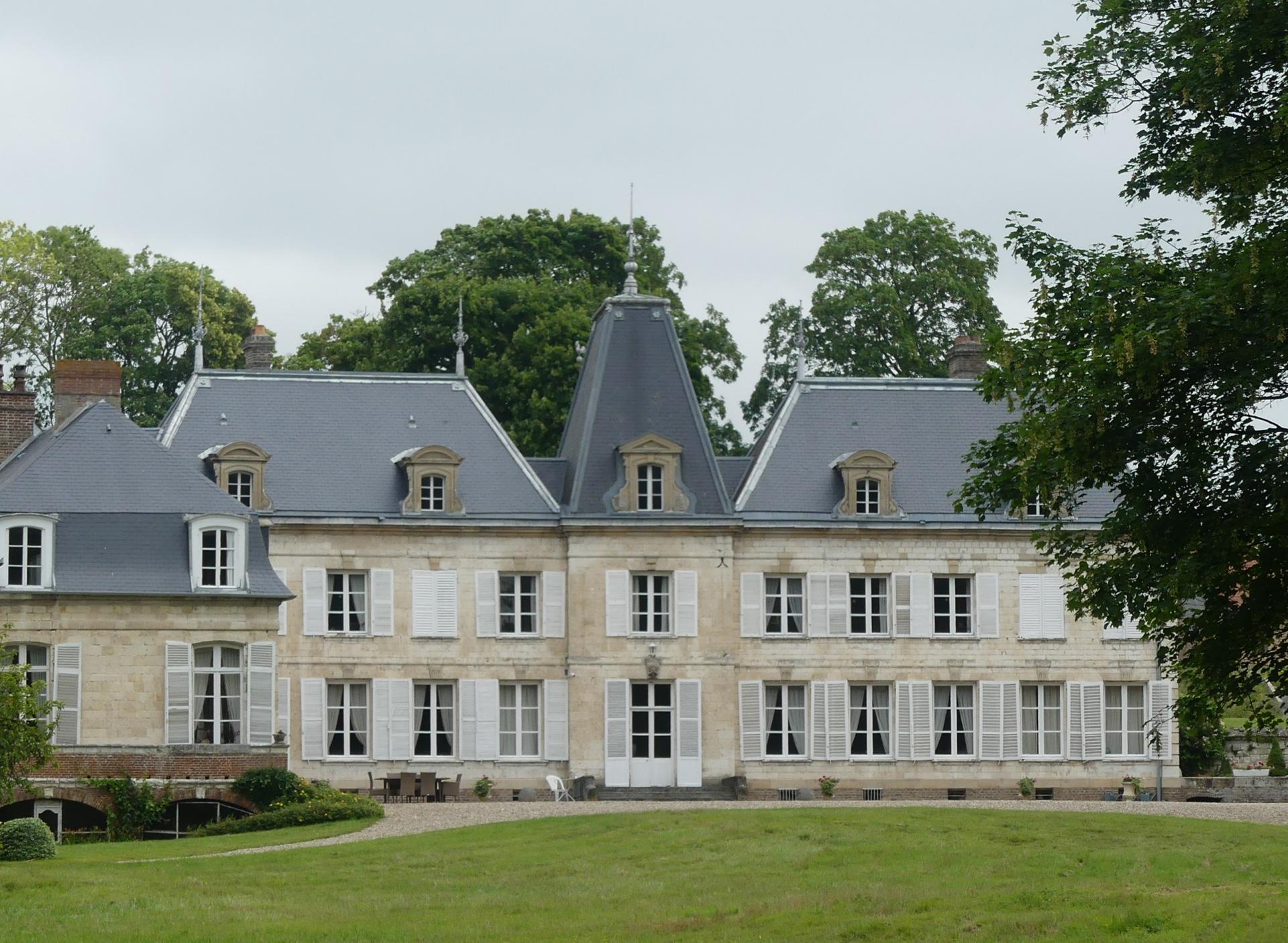 3 le chateau de tirancourt
