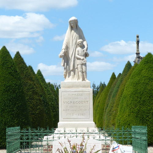 Monument aux morts vignacourt